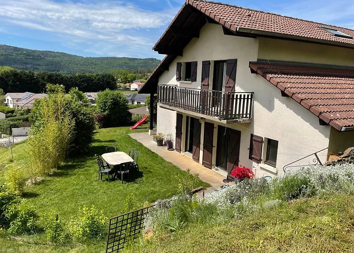 Maison Entre Lacs Et Forets